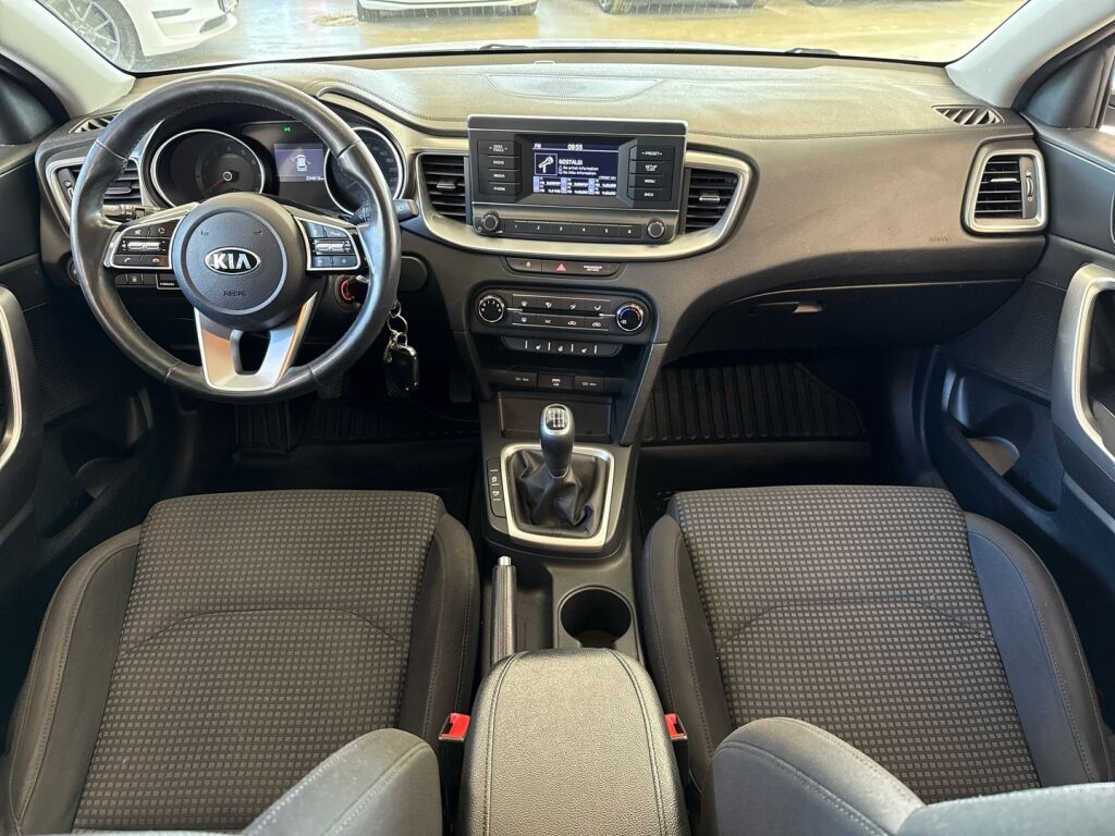 Kia Ceed 2020 Valkoinen