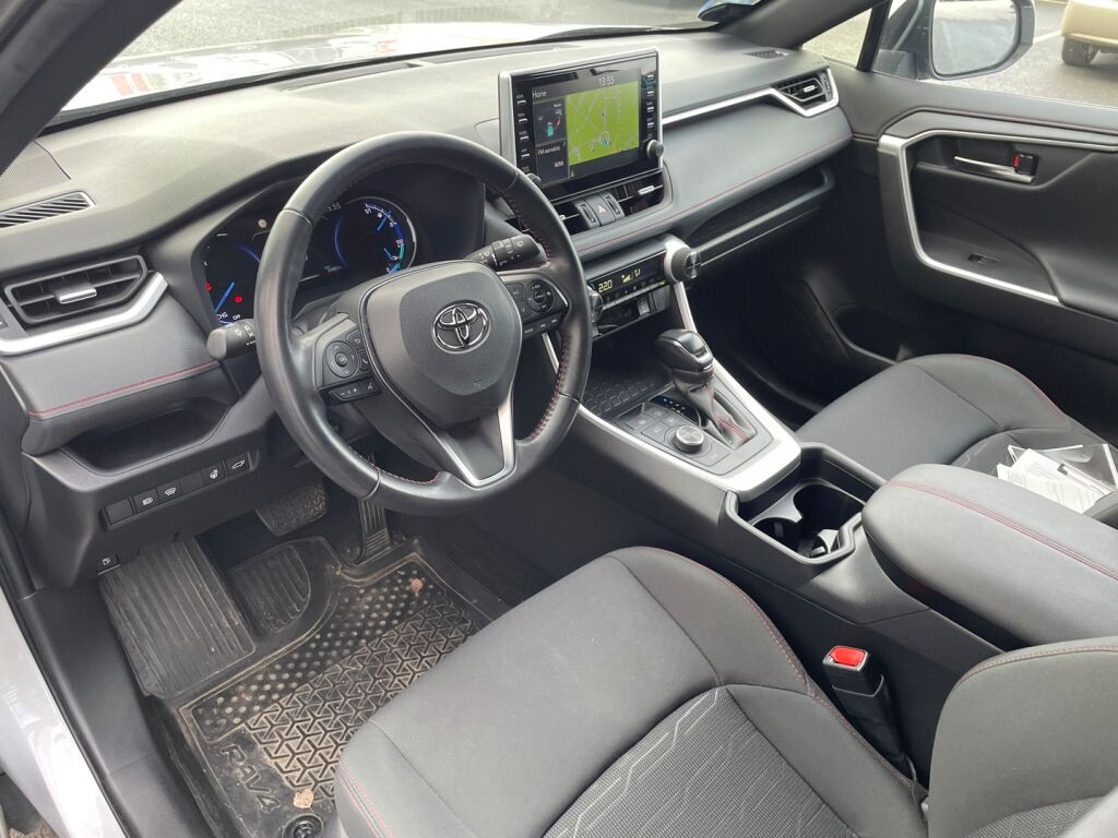 Toyota RAV4 Plug-in 2020 Hopea