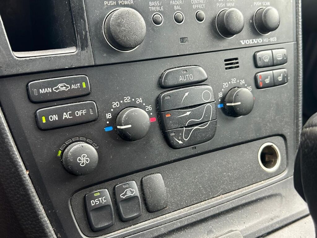 Volvo XC70 2003 Harmaa