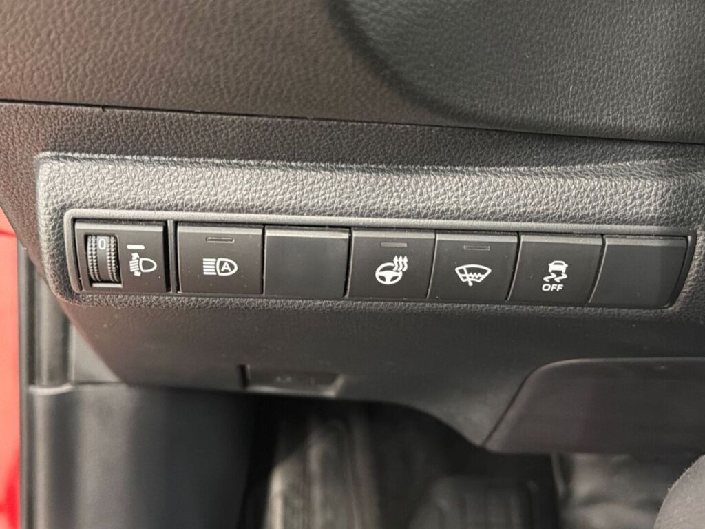 Toyota Corolla 2020 Punainen