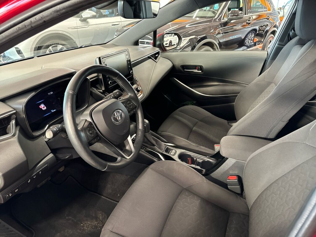 Toyota Corolla 2020 Punainen