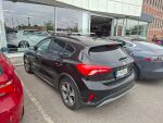 Ford Focus 2021 Musta