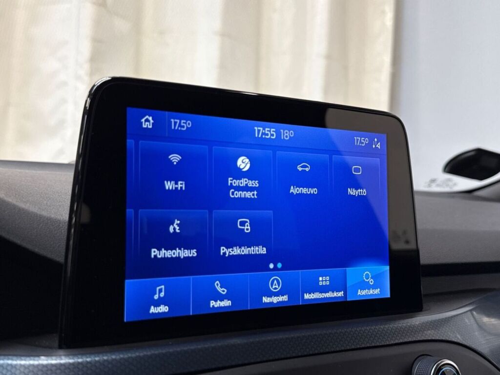 Ford Focus 2021 Musta