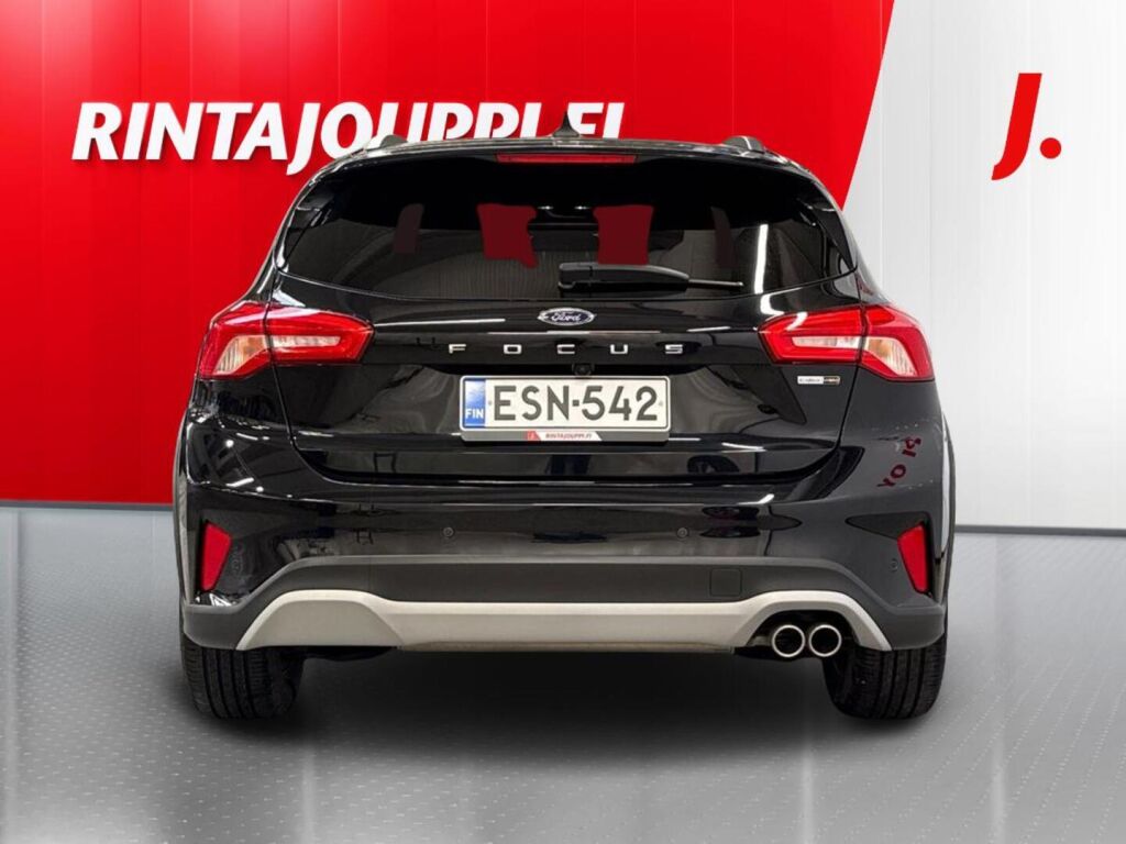 Ford Focus 2021 Musta