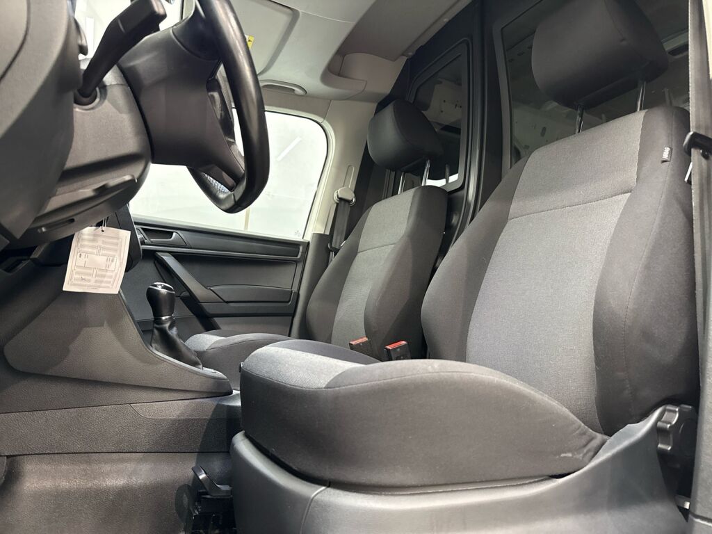 Volkswagen Caddy Maxi 2020 Valkoinen