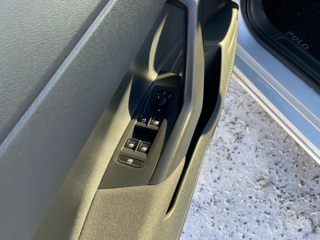 Volkswagen Polo 2021 Metallinhohto Hopea