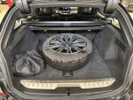 BMW 330 2021 Musta