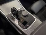 BMW 330 2021 Musta