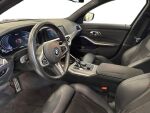 BMW 330 2021 Musta