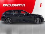 BMW 330 2021 Musta
