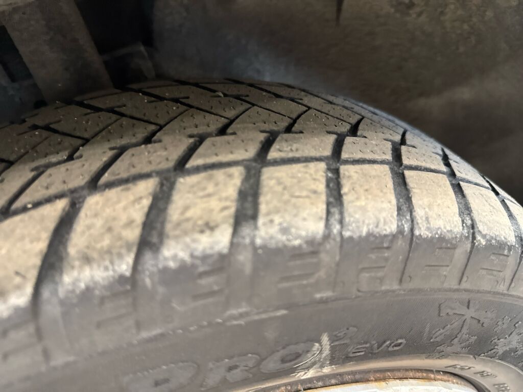 Volkswagen up! 2021 Valkoinen