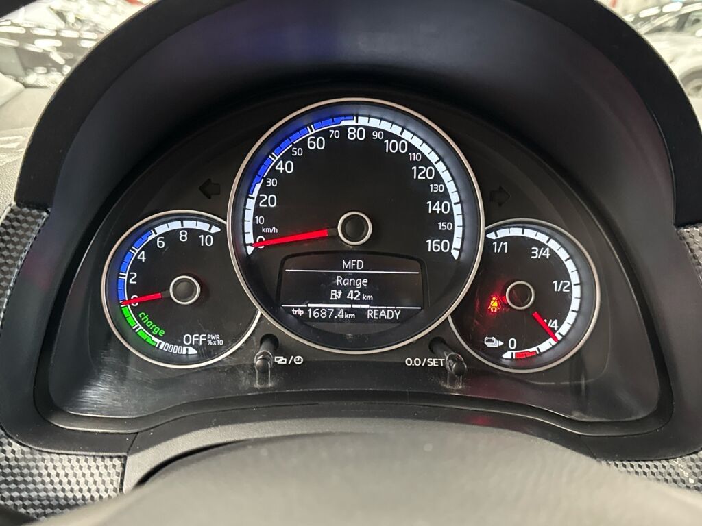 Volkswagen up! 2021 Valkoinen