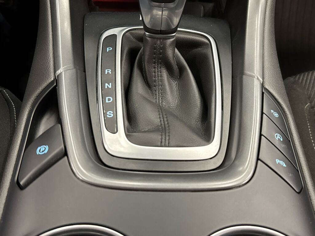 Ford Mondeo 2018 Valkoinen