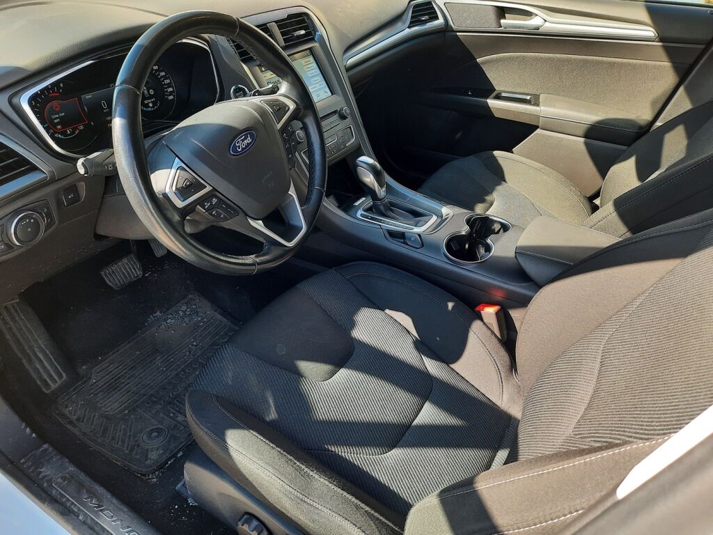 Ford Mondeo 2018 Valkoinen