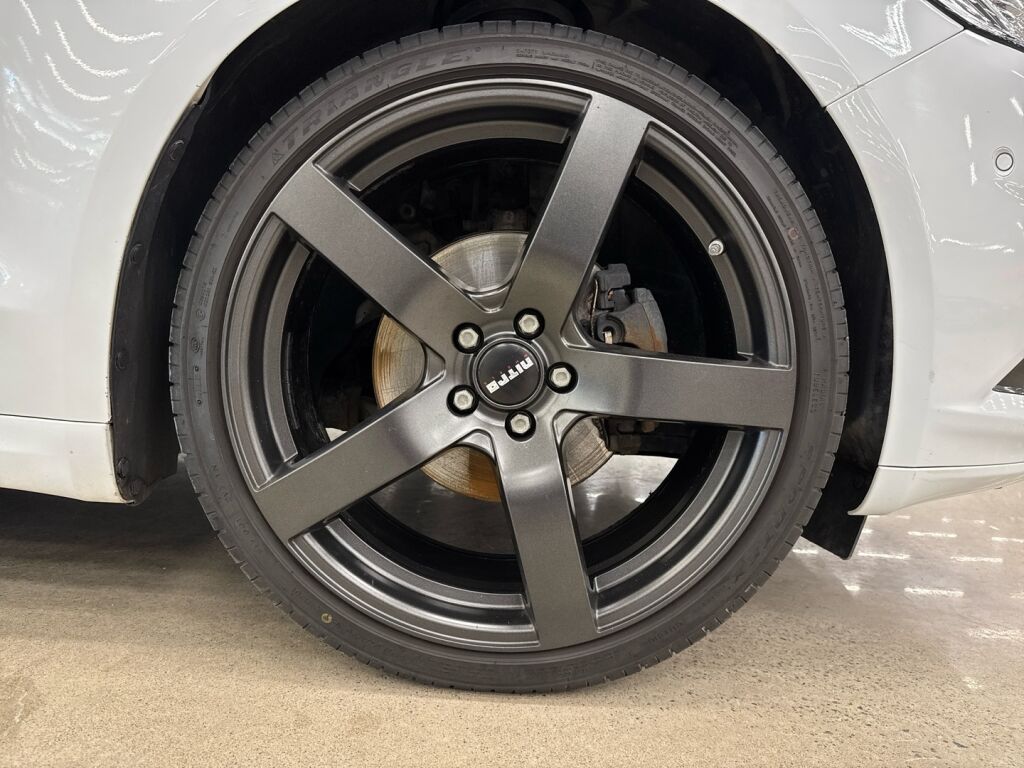 Ford Mondeo 2018 Valkoinen