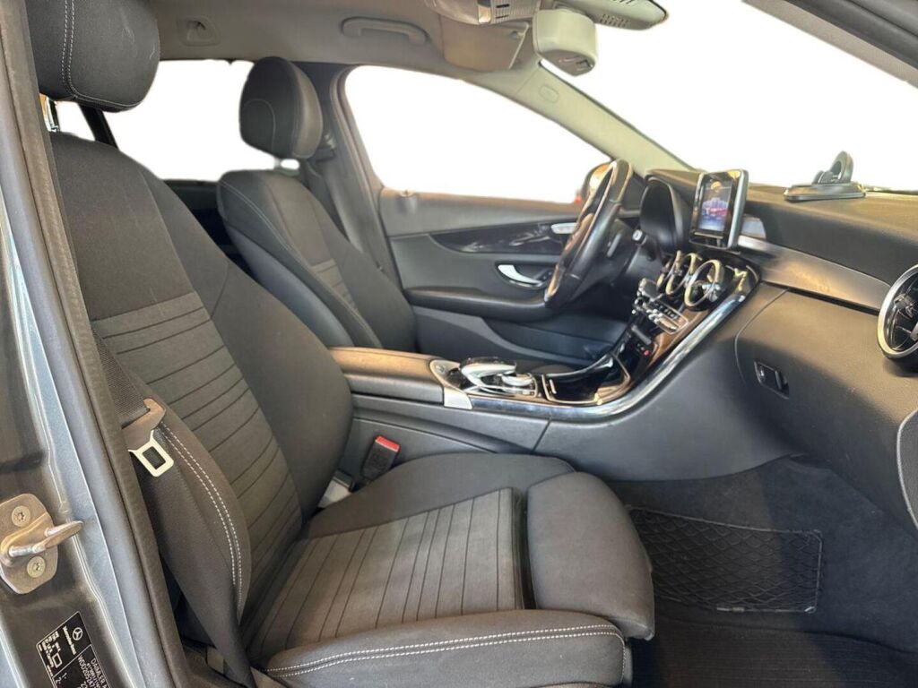 Mercedes-Benz C 2016 Harmaa