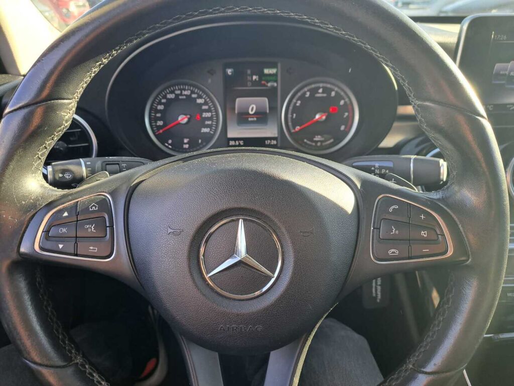 Mercedes-Benz C 2016 Harmaa