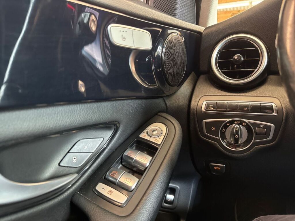 Mercedes-Benz C 2016 Harmaa