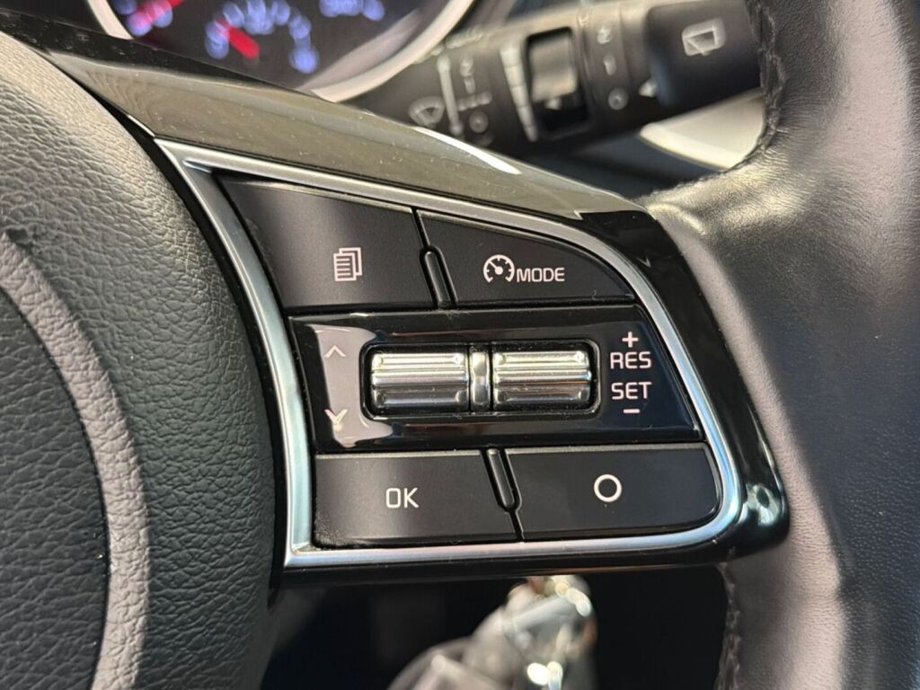 Kia Ceed 2021 Sininen