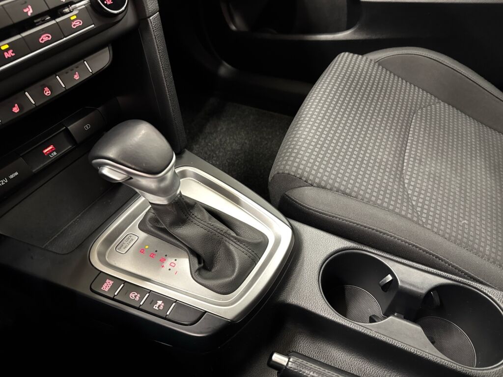 Kia Ceed 2021 Valkoinen