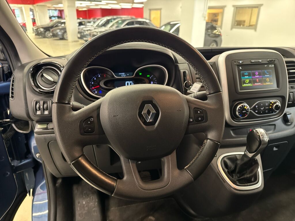 Renault Trafic 2021 Sininen