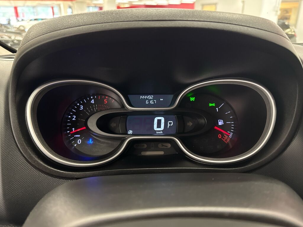 Renault Trafic 2021 Sininen