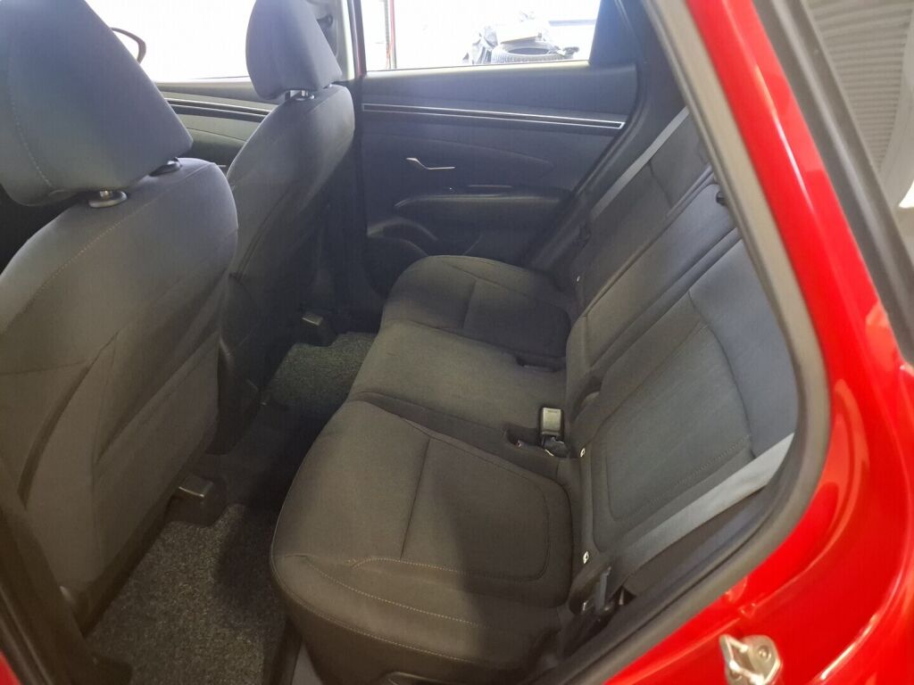 Hyundai Tucson 2021 Punainen