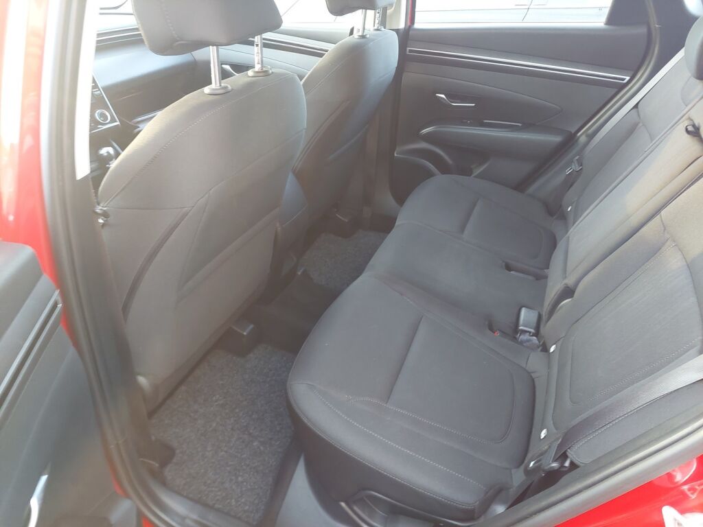Hyundai Tucson 2021 Punainen