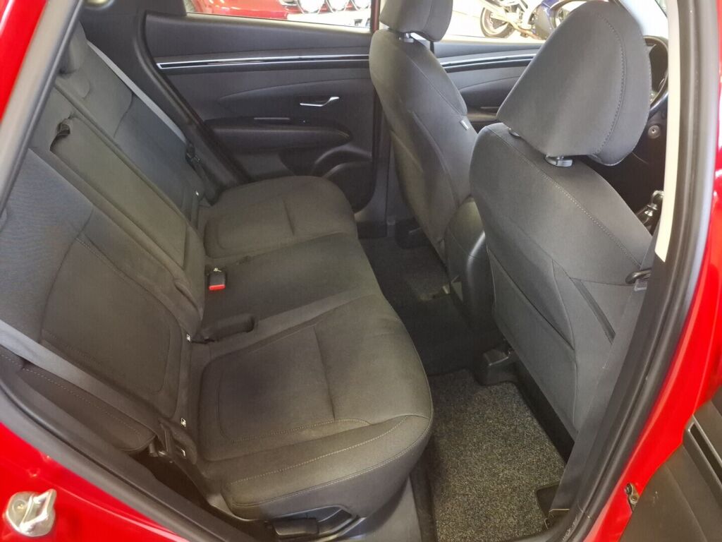 Hyundai Tucson 2021 Punainen