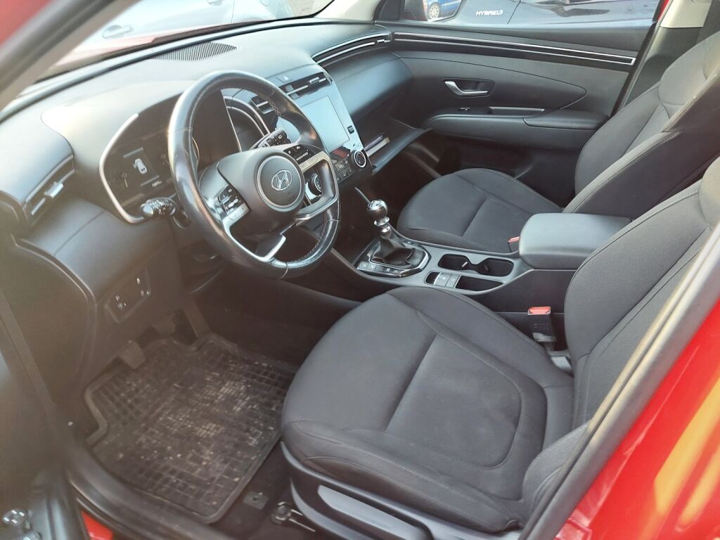 Hyundai Tucson 2021 Punainen