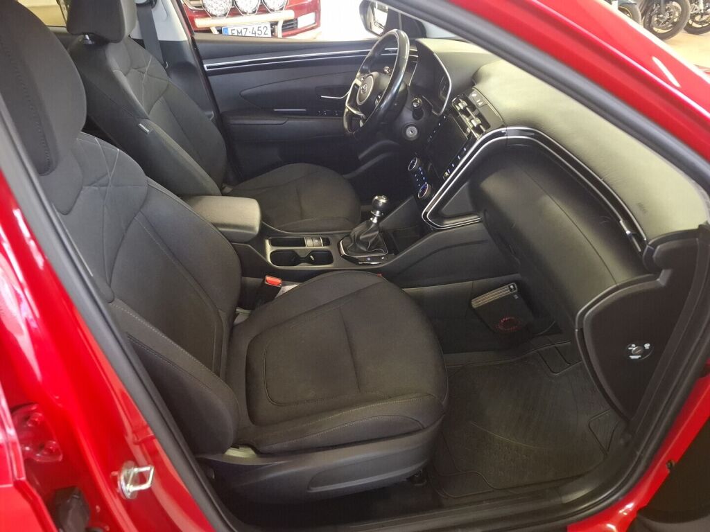 Hyundai Tucson 2021 Punainen