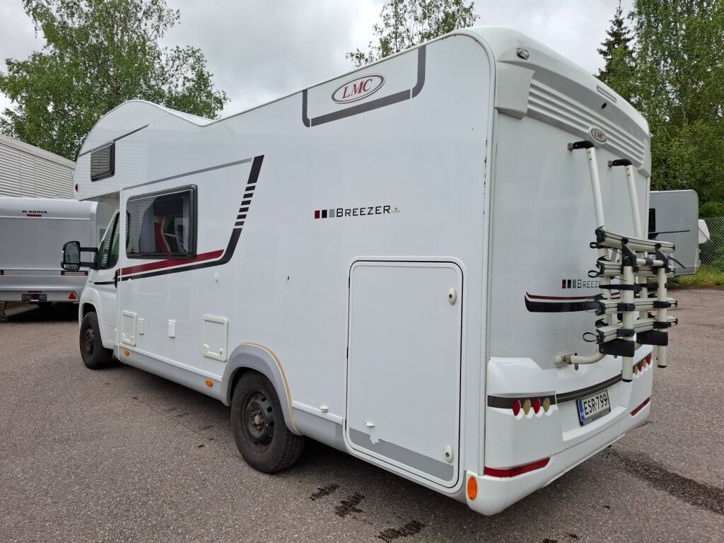 LMC A 694 2017 Valkoinen