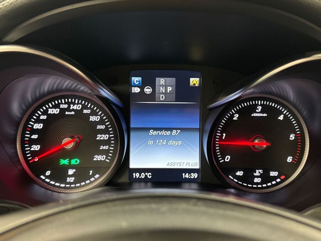 Mercedes-Benz GLC 2016 Valkoinen