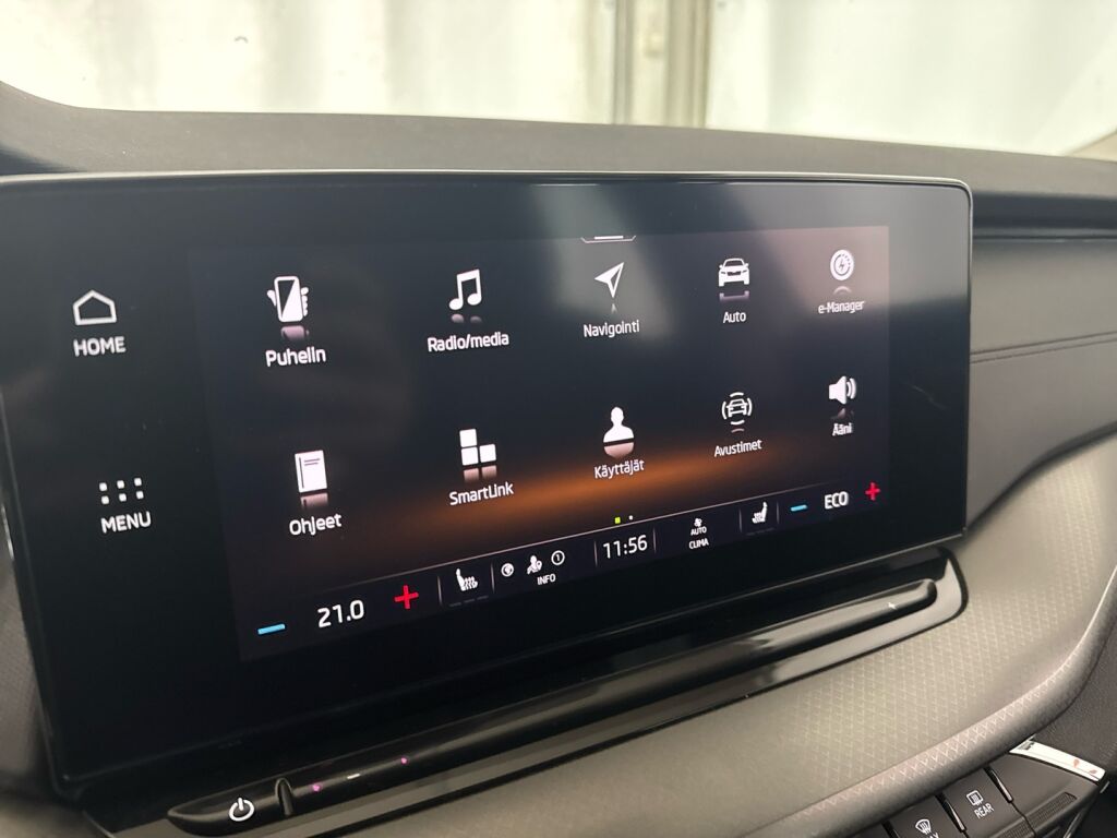 Skoda Octavia 2021 Valkoinen