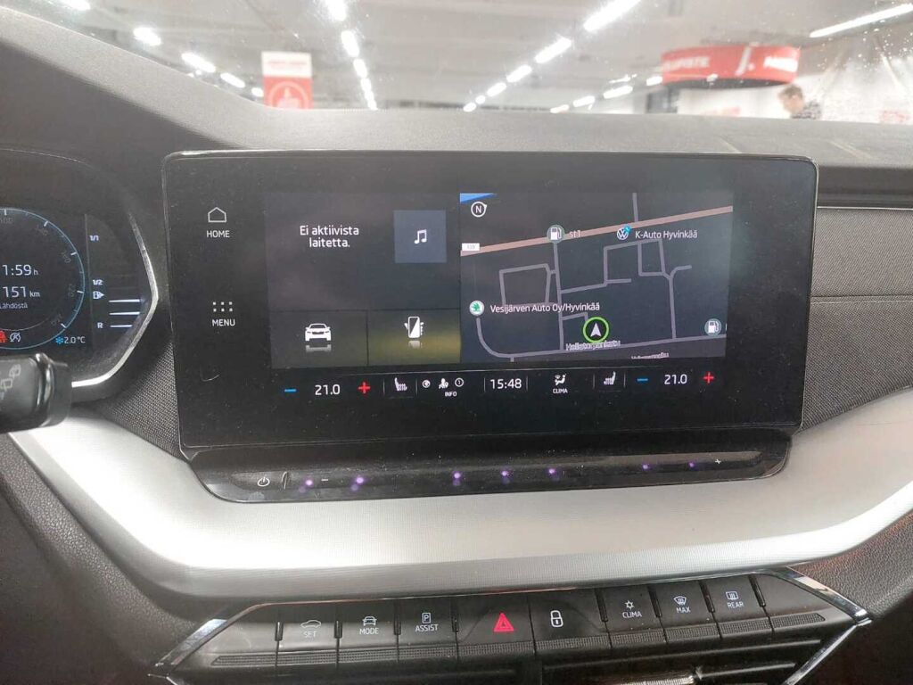 Skoda Octavia 2021 Musta