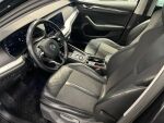 Skoda Octavia 2021 Musta