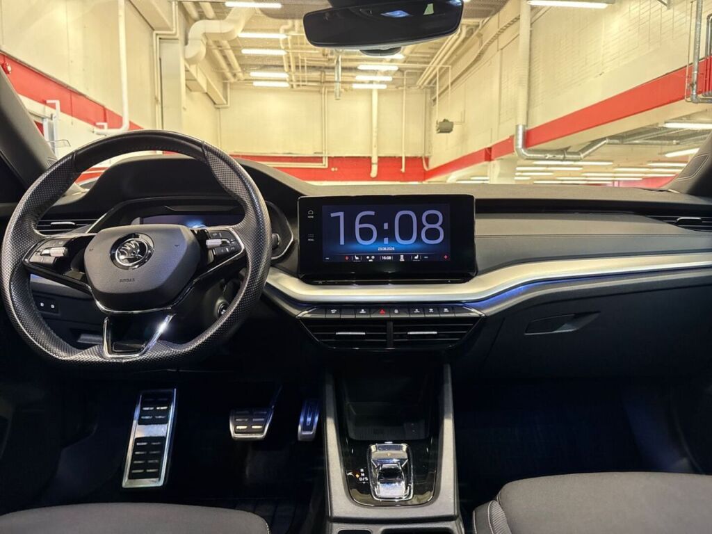 Skoda Octavia 2021 Sininen
