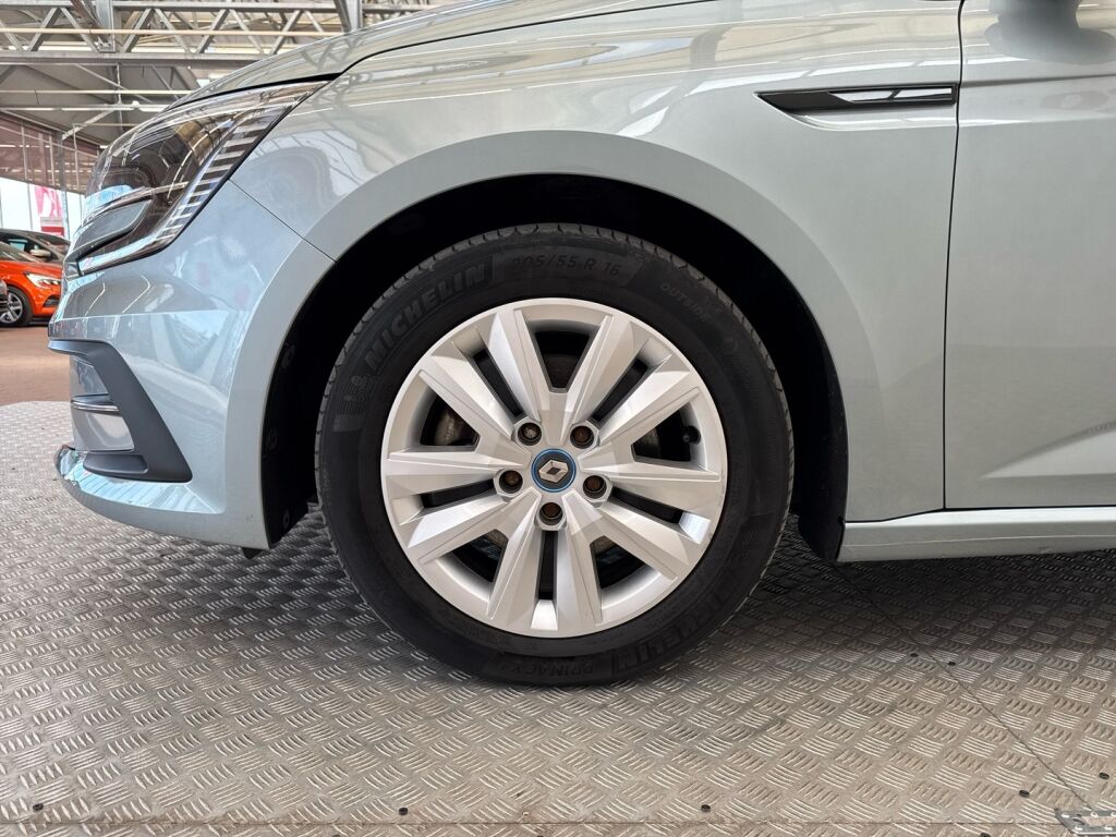 Renault Megane 2022 Harmaa