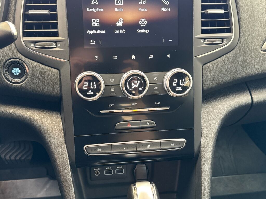Renault Megane 2022 Harmaa