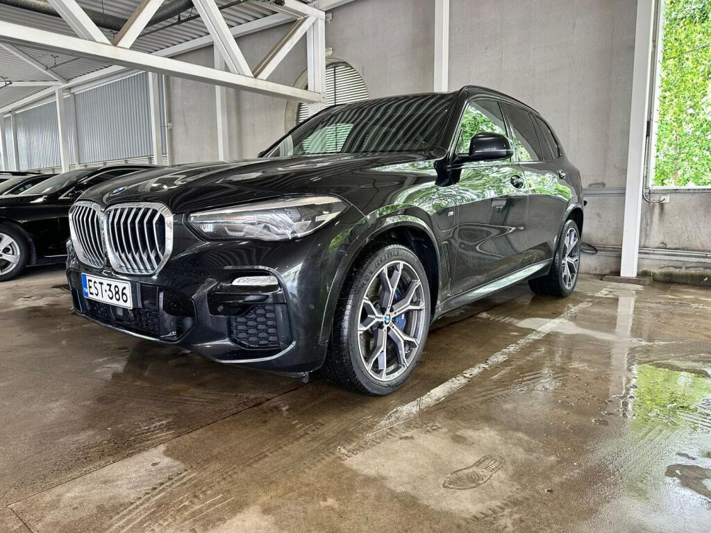 BMW X5 2021 Musta
