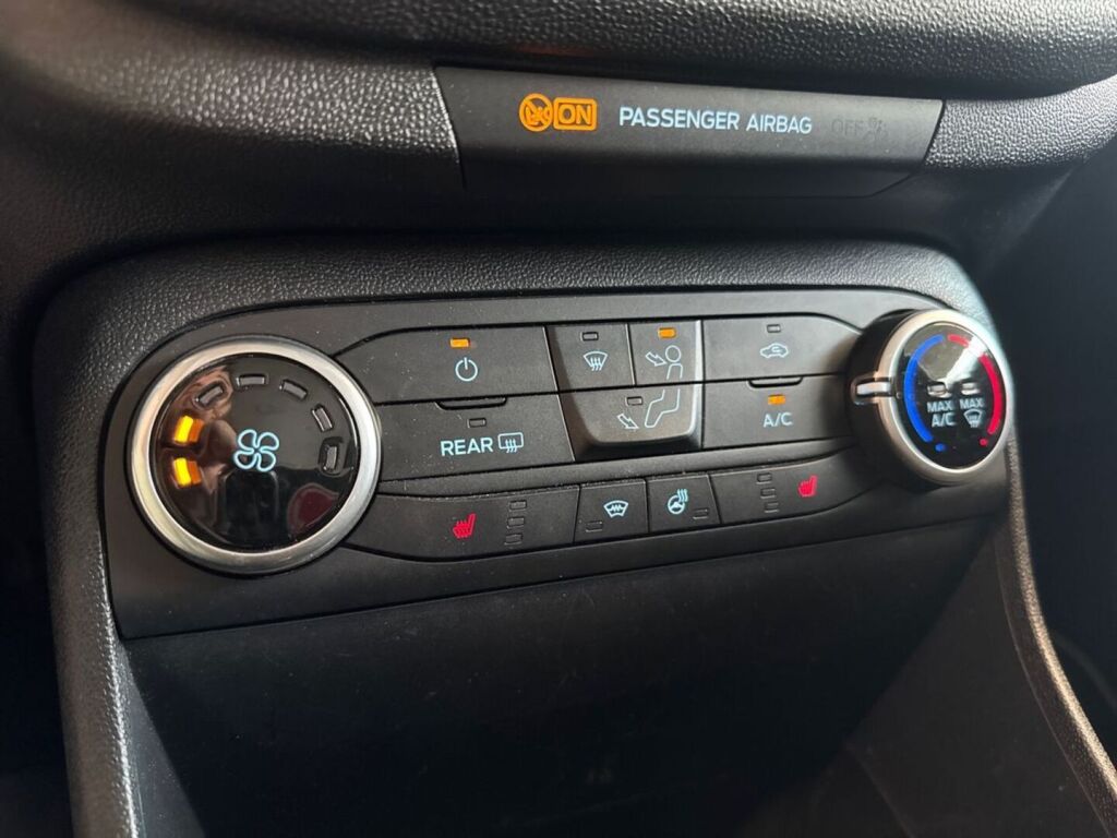 Ford Fiesta 2021 Valkoinen