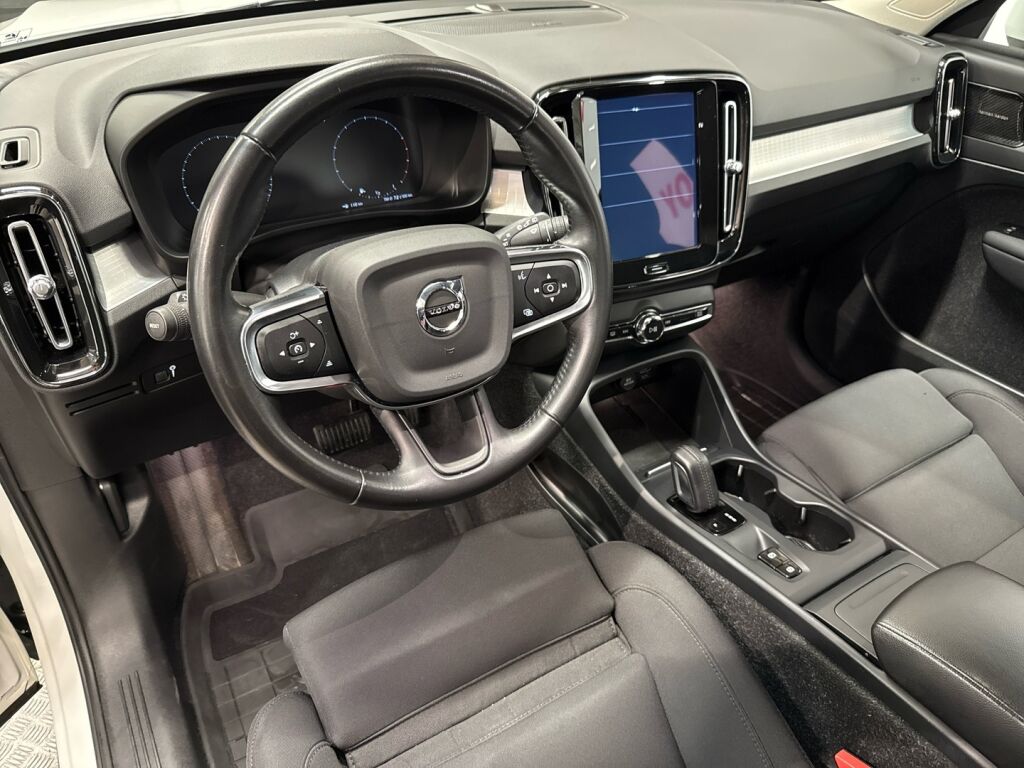 Volvo XC40 2021 Valkoinen