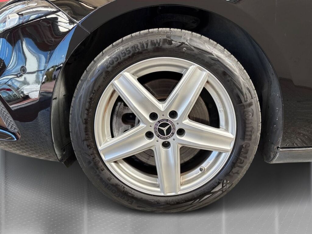 Mercedes-Benz A 2021 Musta