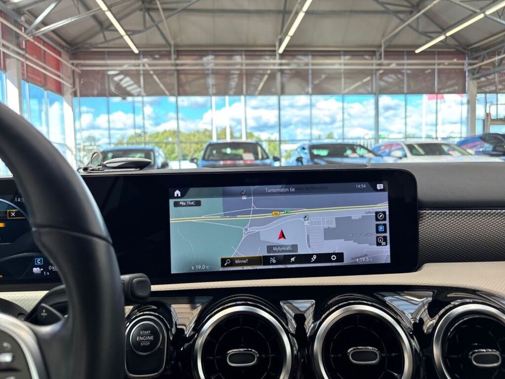 Mercedes-Benz A 2021 Musta