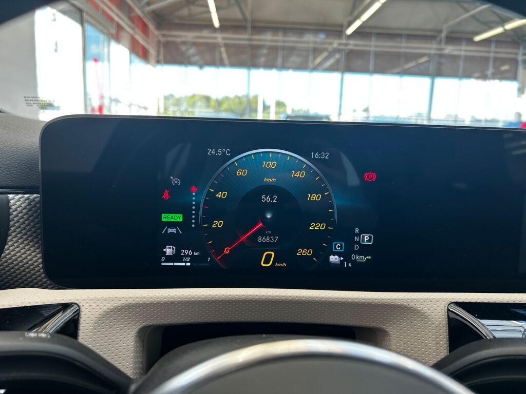 Mercedes-Benz A 2021 Musta