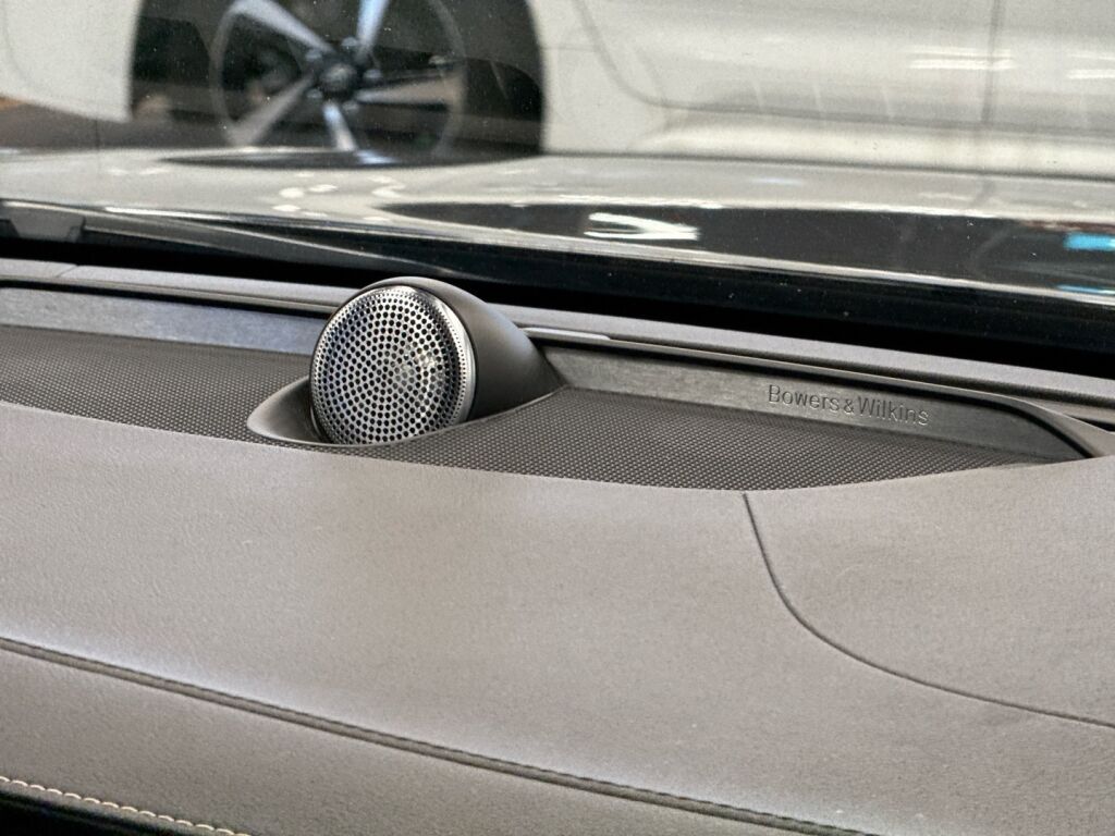 Volvo S90 2019 Musta