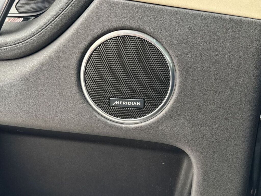 Land Rover Discovery Sport 2021 Harmaa