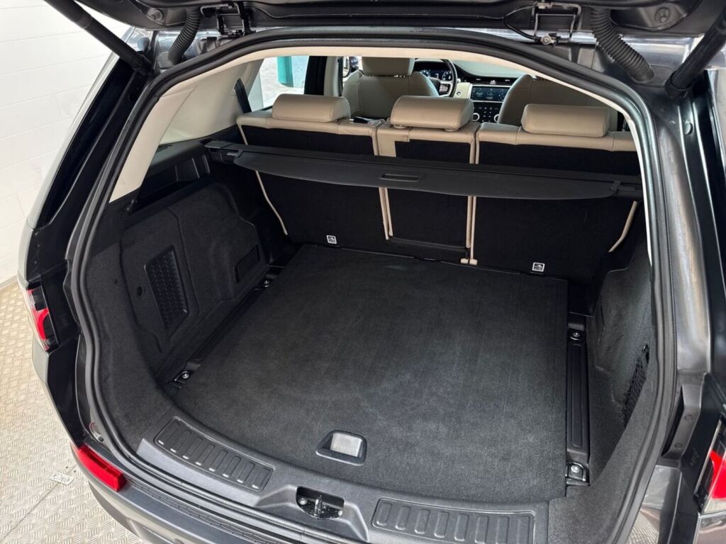 Land Rover Discovery Sport 2021 Harmaa