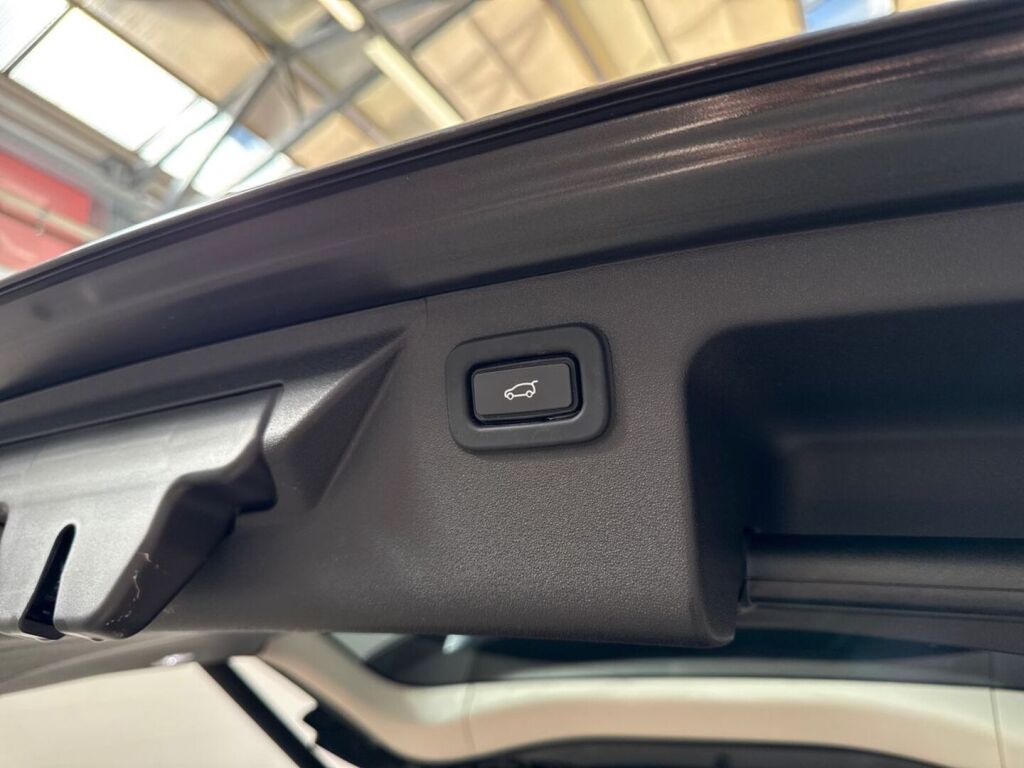 Land Rover Discovery Sport 2021 Harmaa