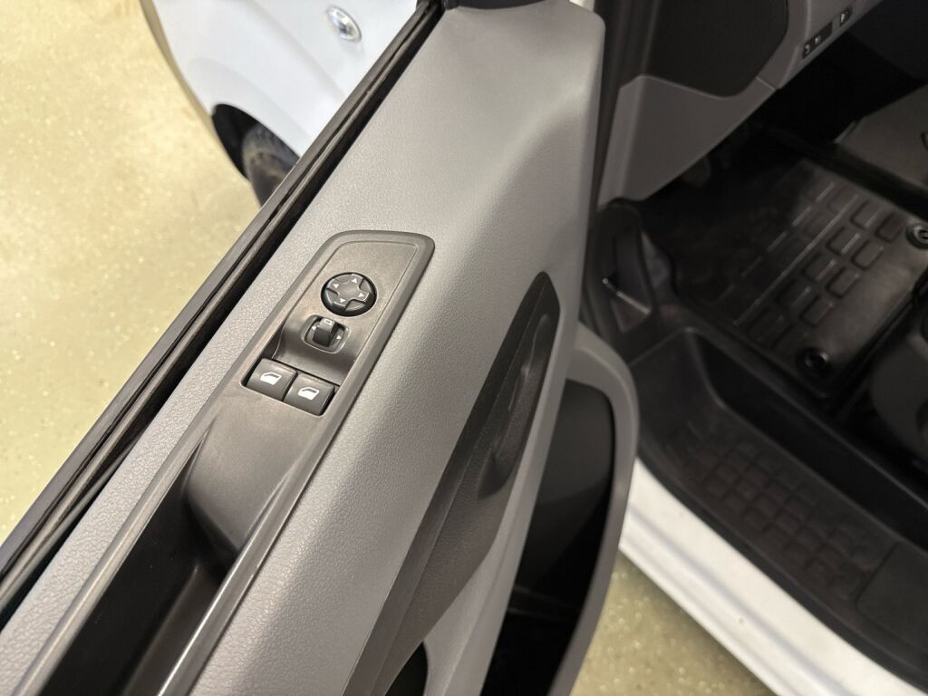 Citroen Jumpy 2021 Valkoinen